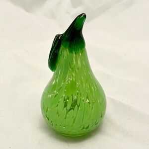 Hand Blown Mottled Green Art Glass Pear, Fruit Paperweight EUC